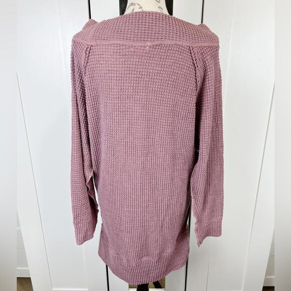 Pink Lily Oversized Long Thermal Knit Off Shoulder Top Size Medium - Picture 4 of 10